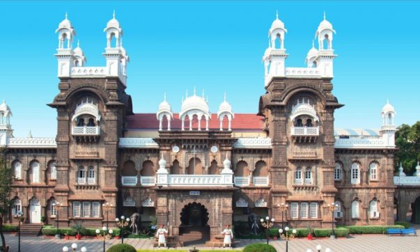 Building picture of DKTE Society’s Textile & Engineering Institute