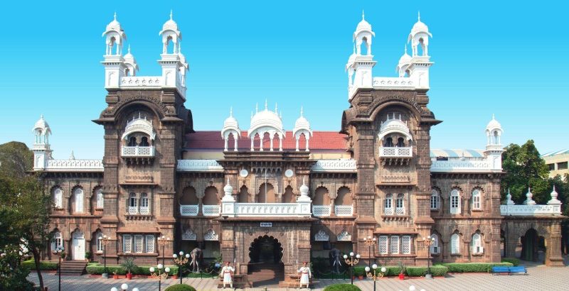 Building picture of DKTE Society’s Textile & Engineering Institute