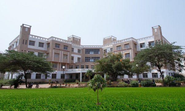 Building photo of SDM College of Nursing