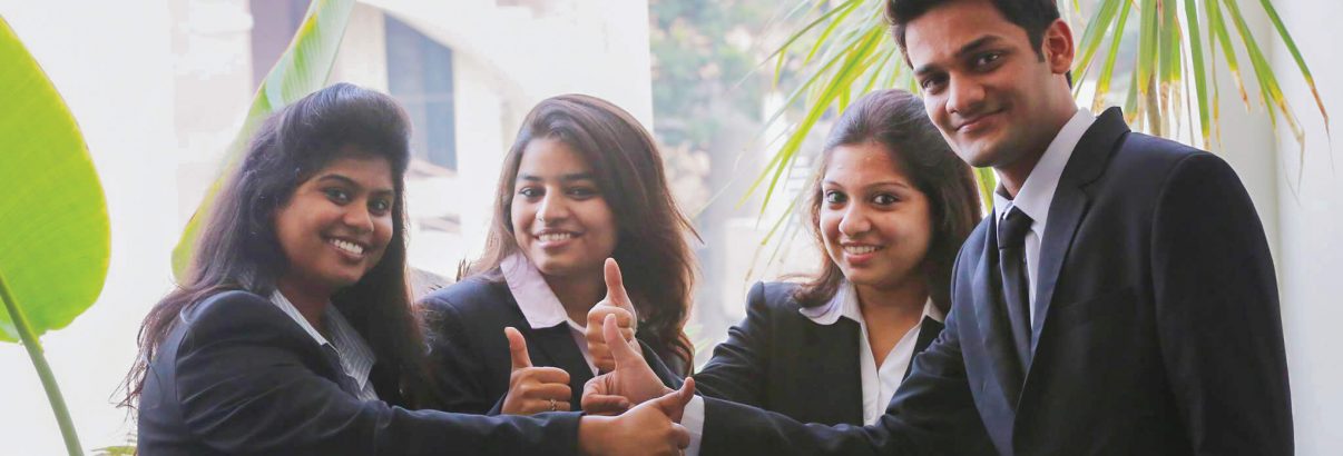 students of Aurora's Business School