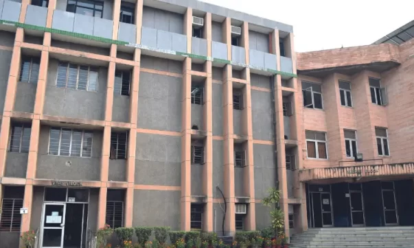 Universal Public School