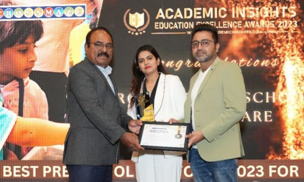 award receiving image of Crossmaze Preschool and Daycare