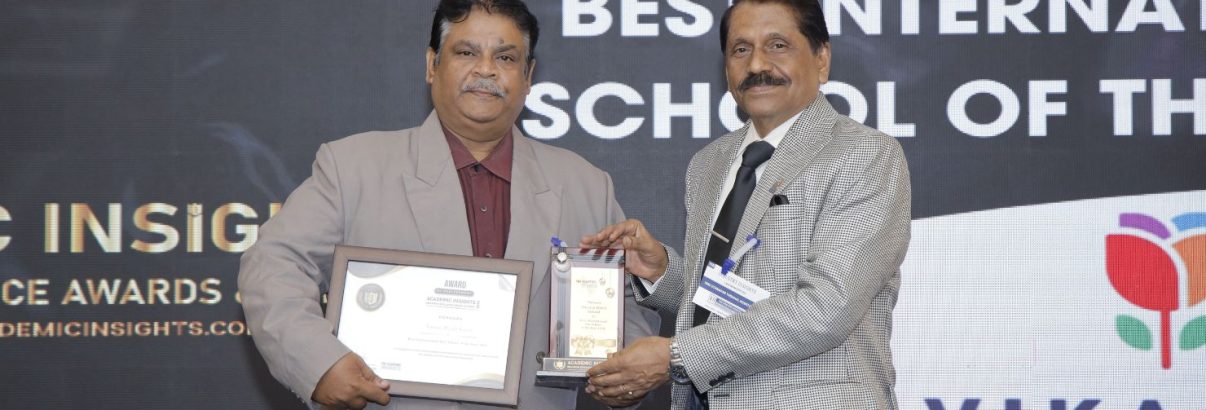 N. P. Murali, the Principal of Vikaasa World School receiving the award at the Academic Insights Education Excellence Awards & Summit 2024