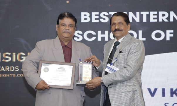 N. P. Murali, the Principal of Vikaasa World School receiving the award at the Academic Insights Education Excellence Awards & Summit 2024