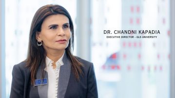 image of DR. CHANDNI KAPADIA