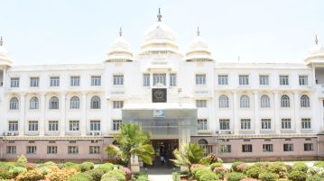 image of Sri Devaraj Urs Medical College