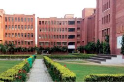 Lloyd Business School