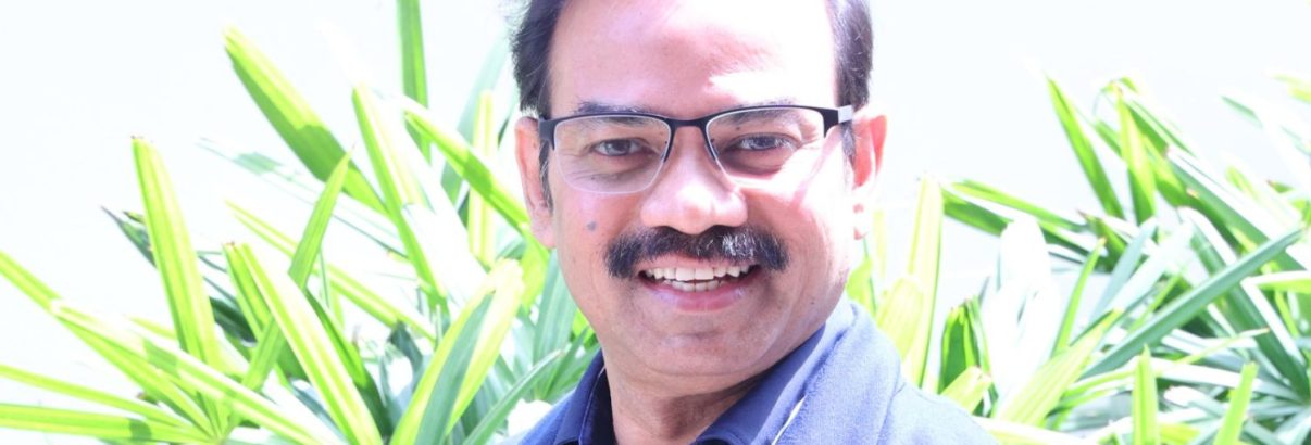 Dr. AMIT SAXENA