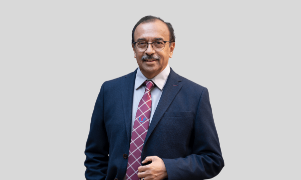 photo of dr. niranjan kumar, the vice-chancellor of sdm university