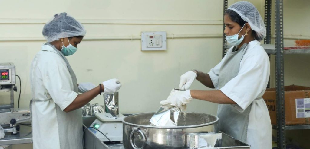 women working under the intitiatives of siri Gramodyoga